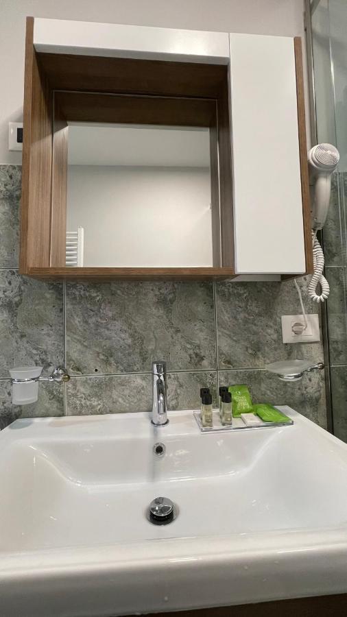 Comfort Apartment In City Center 티라나 외부 사진