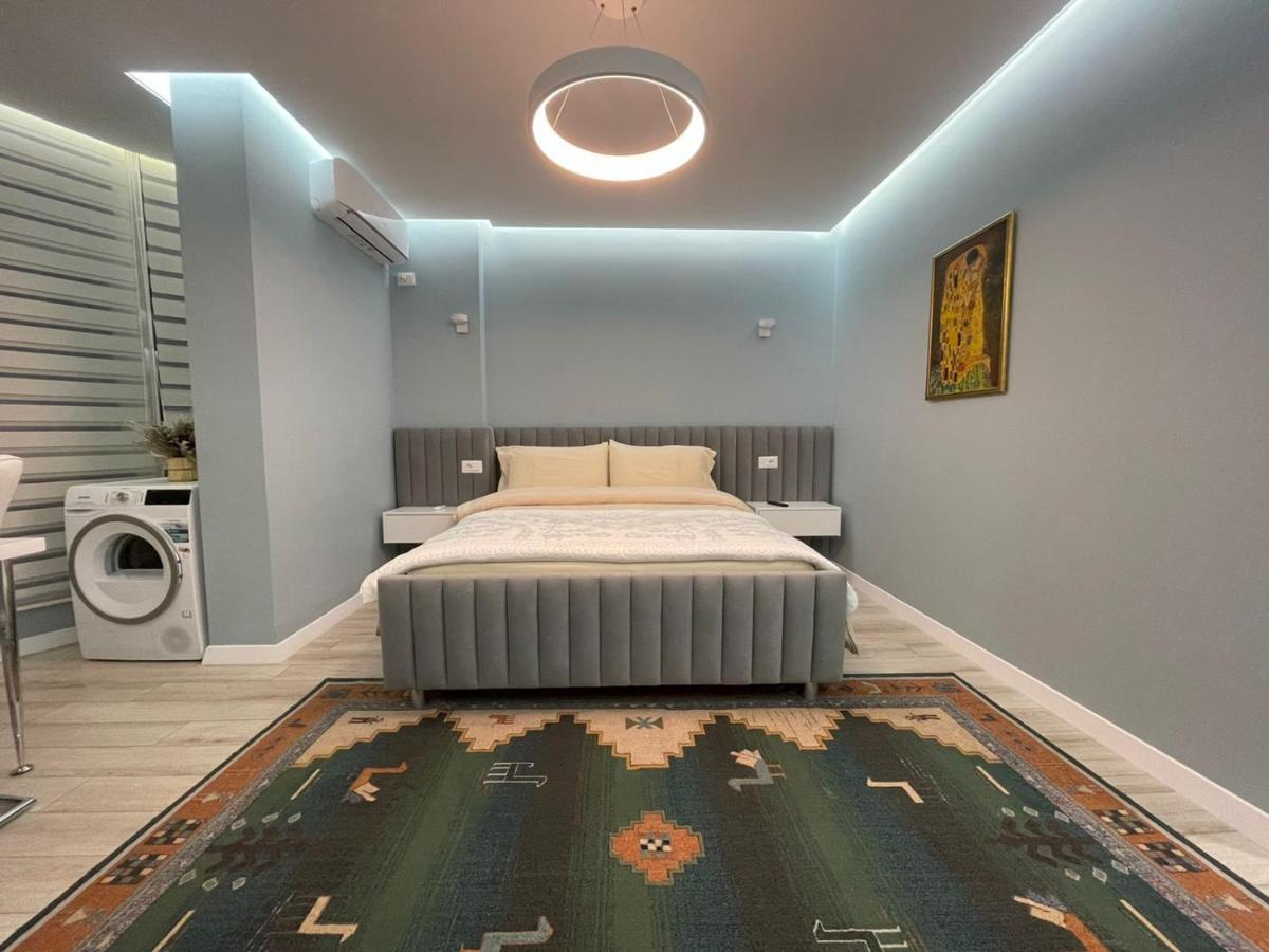 Comfort Apartment In City Center 티라나 외부 사진