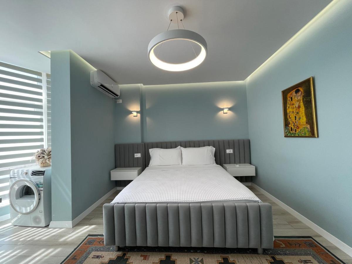 Comfort Apartment In City Center 티라나 외부 사진