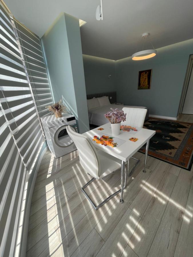 Comfort Apartment In City Center 티라나 외부 사진