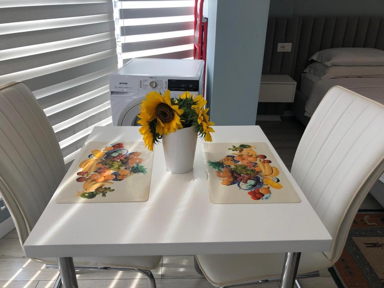 Comfort Apartment In City Center 티라나 외부 사진